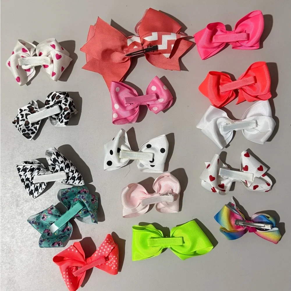 Assortment of Colorful Bow Hairclips.
